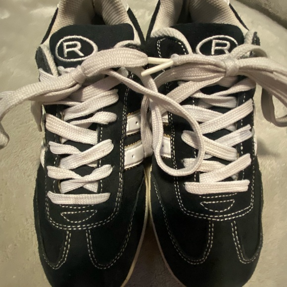 REQUEST vintage skater shoes - Picture 2 of 4